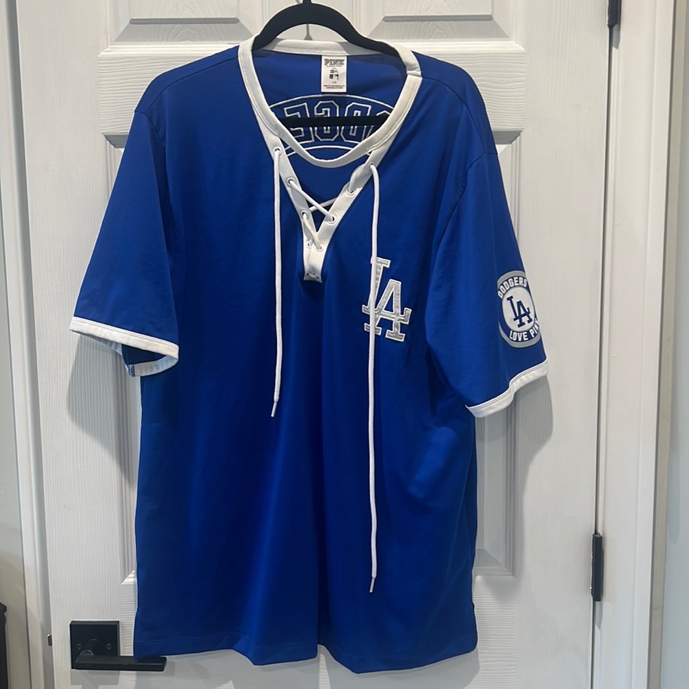 LA Dodgers Love Pink